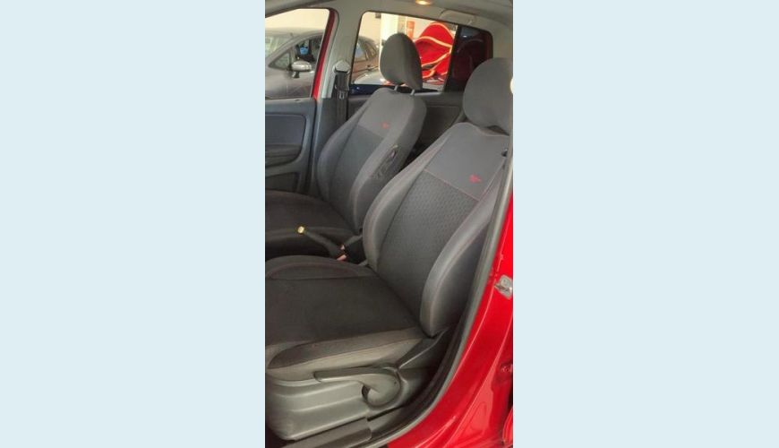 VOLKSWAGEN CROSSFOX G II - VERMELHO - 2014 Foto 4 (Grande)
