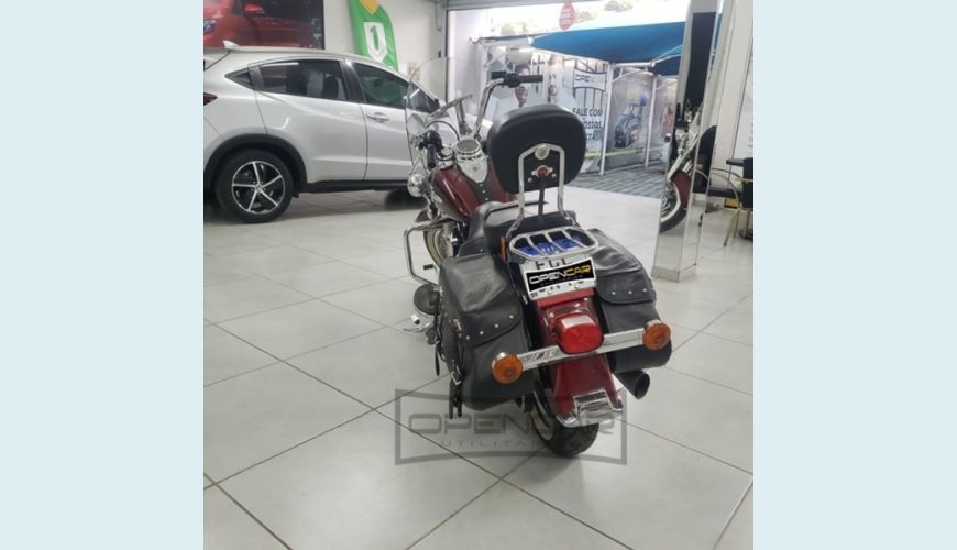 HARLEY-DAVIDSON SOFTAIL HERITAGE CLASSIC - VINHO - 2016 Foto 4 (Grande)