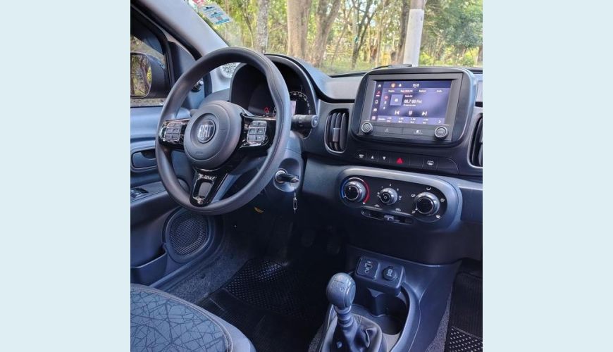 FIAT MOBI TREKKING 1.0MT - BRANCO - 2023 Foto 4 (Grande)