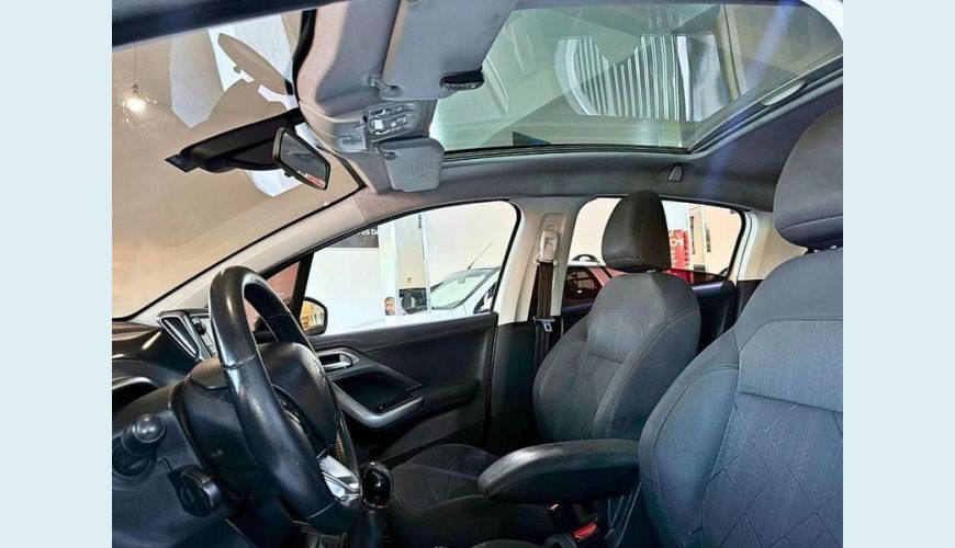 PEUGEOT 208 GRIFFE 1.6 FLEX 16V 5P MEC - BRANCO - 2014 Foto 4 (Grande)