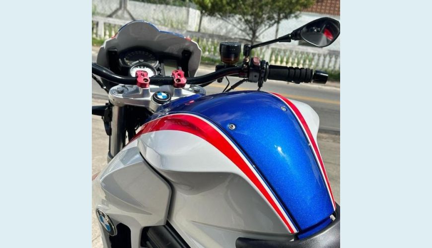 BMW F800 R - BRANCO - 2013 Foto 4 (Grande)