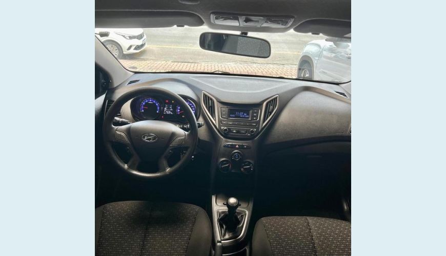 HYUNDAI HB 20 1.0M UNIQUE - PRATA - 2019 Foto 4 (Grande)