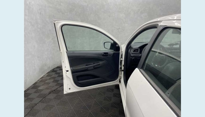 VOLKSWAGEN GOL 1.0 12V FLEX - BRANCO - 2020 Foto 4 (Grande)