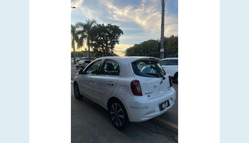 NISSAN MARCH - BRANCO - 2017 Foto 4 (Grande)