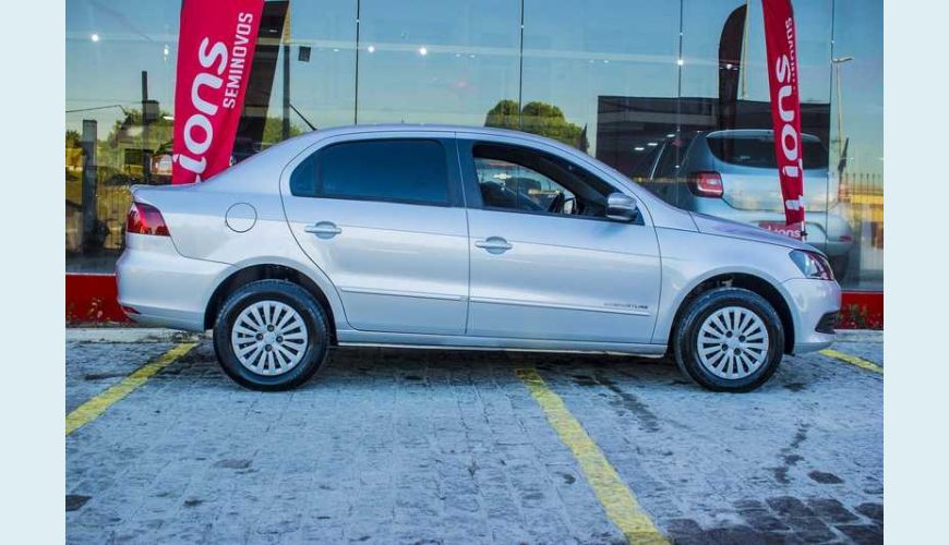VOLKSWAGEN VOYAGE 1.0 TEC CITY FLEX - PRATA - 2015 Foto 4 (Grande)
