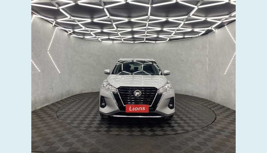 NISSAN KICKS SENSE 1.6 FLEX AUT. - PRATA - 2022 Foto 4 (Grande)