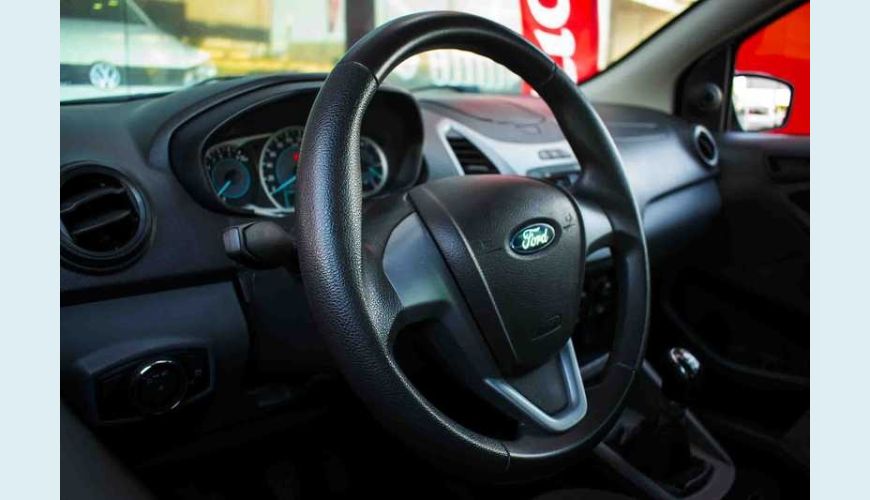 FORD KA SE PLUS 1.0 FLEX - BRANCO - 2016 Foto 4 (Grande)