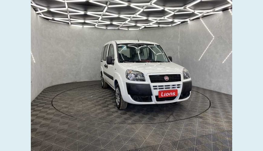 FIAT DOBLO ESSENCE 1.8 16V FLEX - BRANCO - 2020 Foto 4 (Grande)