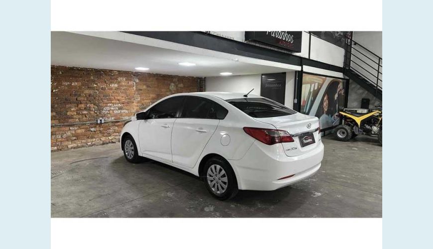 HYUNDAI HB 20S 1.6 COMFORT STYLE FLEX - BRANCO - 2015 Foto 4 (Grande)