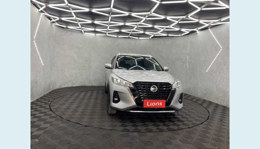 NISSAN KICKS SENSE 1.6 FLEX AUT. - PRATA - 2022 Foto 4 (Grande)
