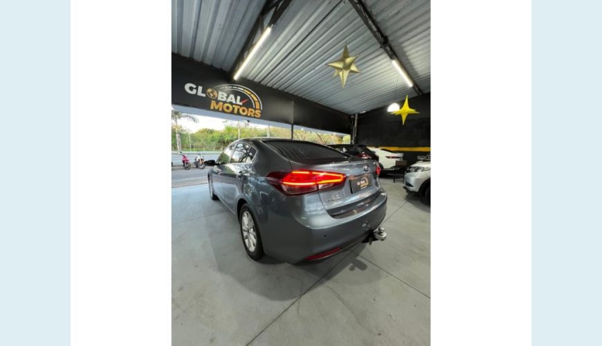KIA CERATO - CINZA - 2018 Foto 4 (Grande)