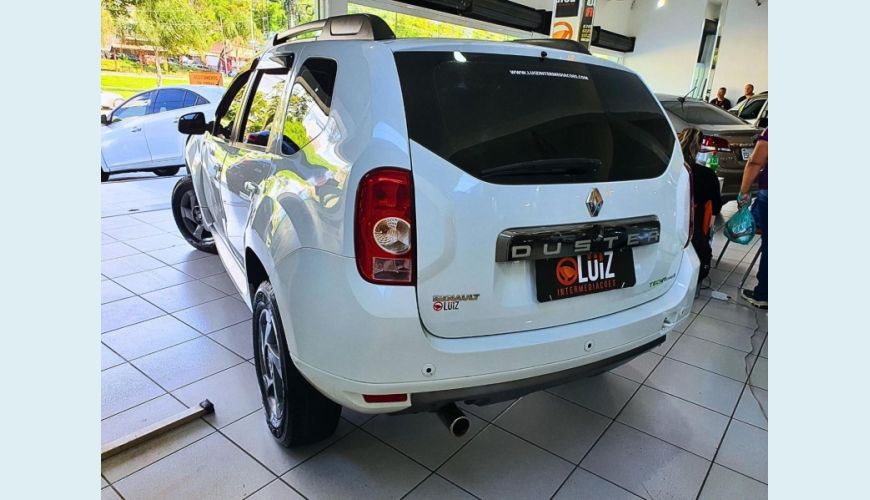 RENAULT DUSTER 20 D 4X2A - BRANCO - 2015 Foto 4 (Grande)