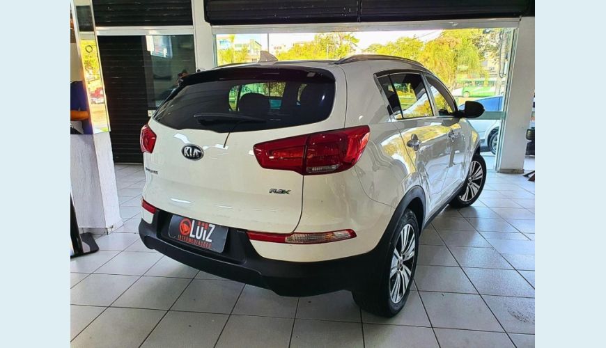 KIA SPORTAGE EX2 OFFG4 - BRANCO - 2016 Foto 4 (Grande)