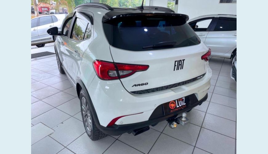 FIAT ARGO TREKKING 1.3 - BRANCO - 2021 Foto 4 (Grande)