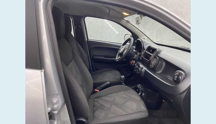 FIAT MOBI LIKE 1.0 FLEX - PRATA - 2020 Foto 4 (Grande)