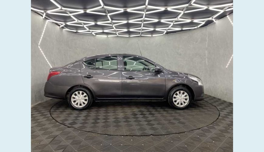 NISSAN VERSA 1.0 12V V-DRIVE FLEX - CINZA - 2021 Foto 4 (Grande)