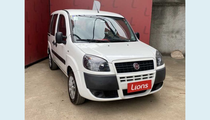 FIAT DOBLO ESSENCE 1.8 16V FLEX - BRANCO - 2020 Foto 4 (Grande)