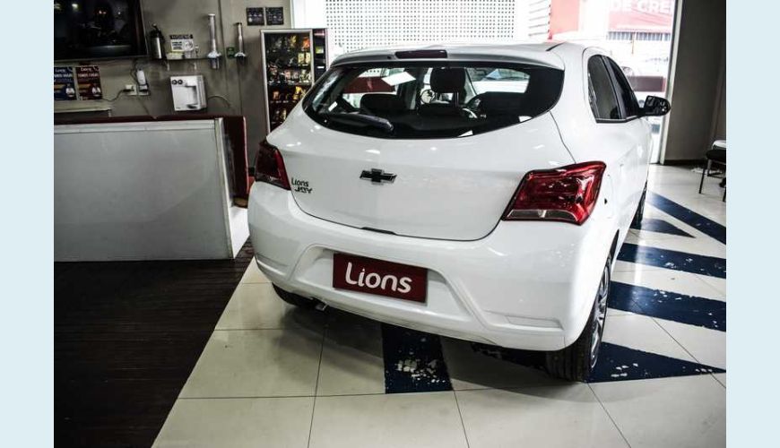 CHEVROLET JOY 1.0 8V BLACK EDITION FLEX - BRANCO - 2021 Foto 4 (Grande)