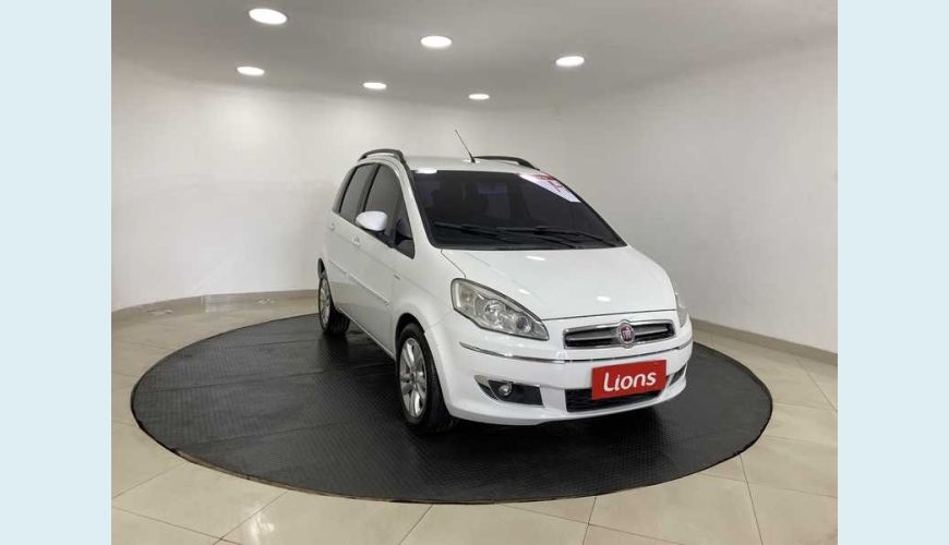 FIAT IDEA ESSENCE 1.6 16V E.TORQ FLEX - BRANCO - 2014 Foto 4 (Grande)