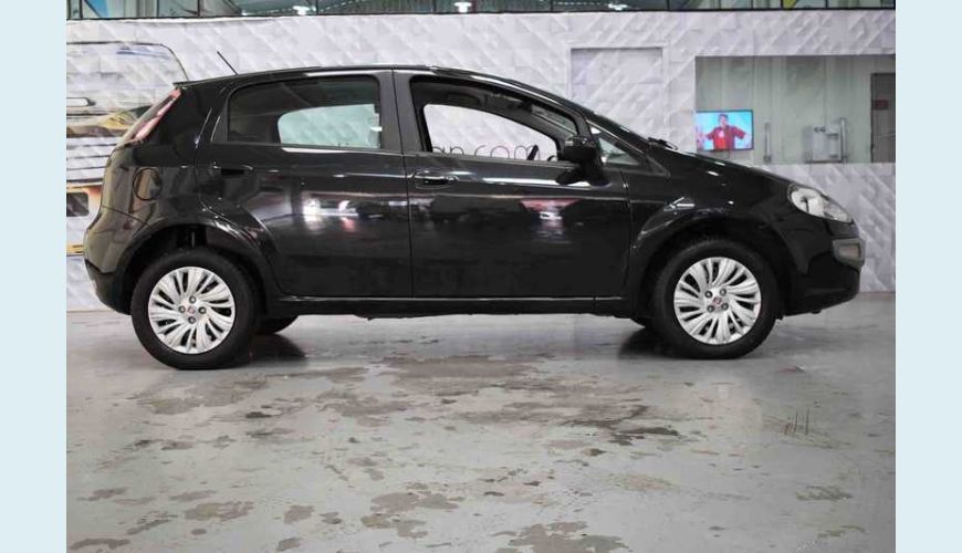 FIAT PUNTO ESSENCE 1.6 16V FLEX - PRETO - 2016 Foto 4 (Grande)