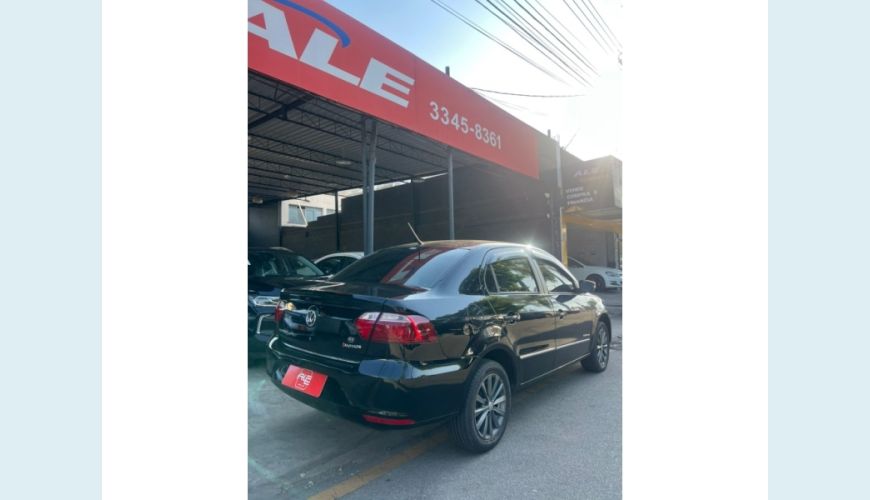 VOLKSWAGEN VOYAGE - PRETO - 2013 Foto 4 (Grande)