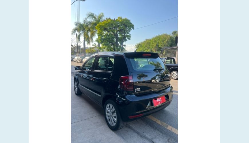 VOLKSWAGEN FOX - PRETO - 2011 Foto 4 (Grande)