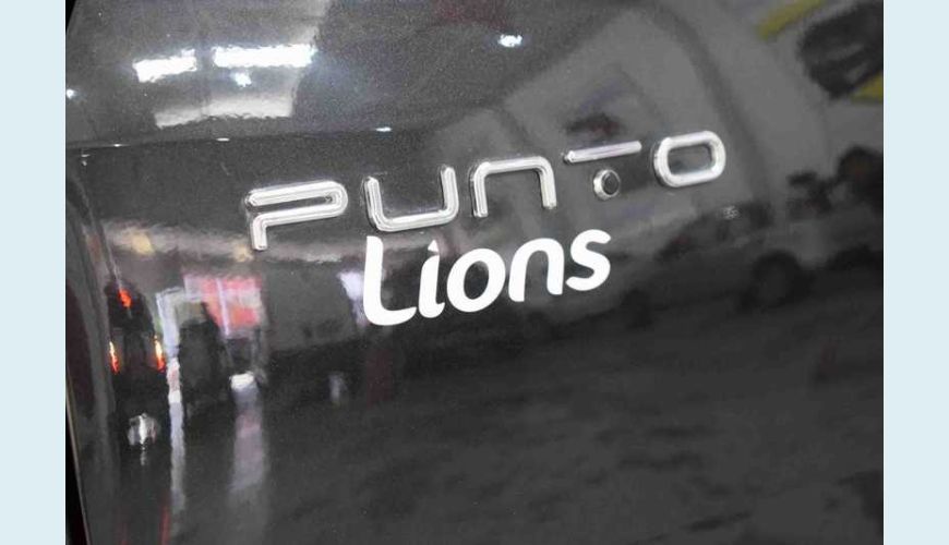 FIAT PUNTO ESSENCE 1.6 16V FLEX - PRETO - 2016 Foto 4 (Grande)