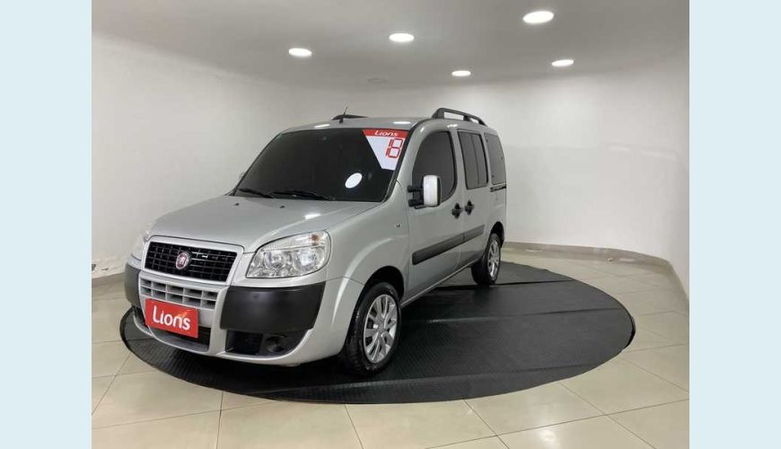 FIAT DOBLO ESSENCE 1.8 5L FLEX - PRATA - 2018 Foto 4 (Grande)