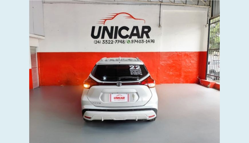 NISSAN KICKS - PRATA - 2022 Foto 4 (Grande)