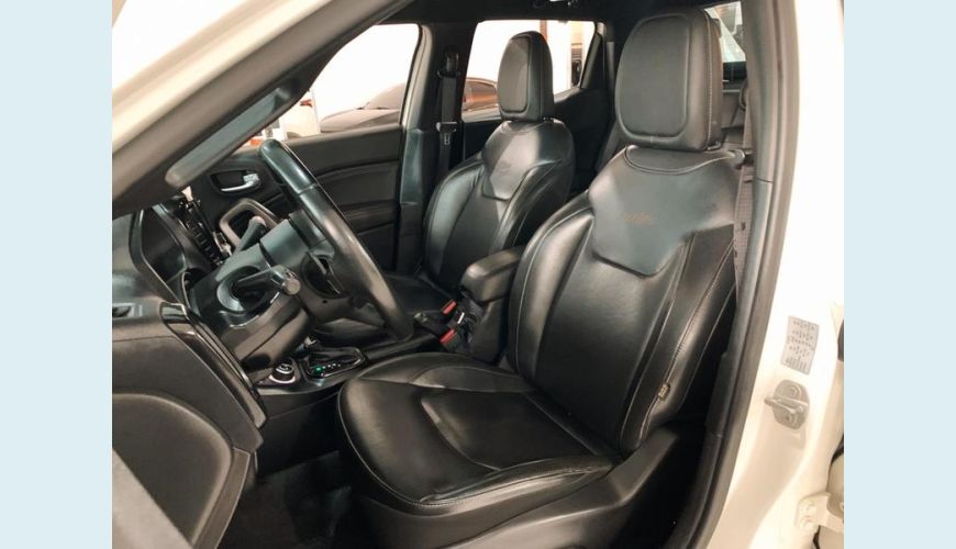 FIAT TORO ULTRA AT9 D4 - BRANCO - 2021 Foto 4 (Grande)