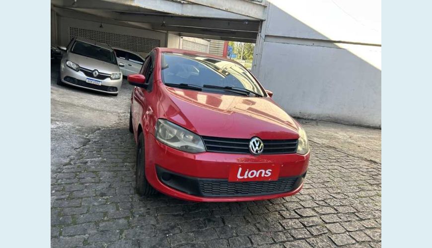 VOLKSWAGEN FOX 1.0 8V FLEX 4P - VERMELHO - 2011 Foto 4 (Grande)