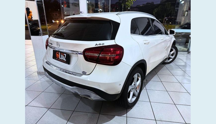 MERCEDES-BENZ GLA200FF - BRANCO - 2018 Foto 4 (Grande)