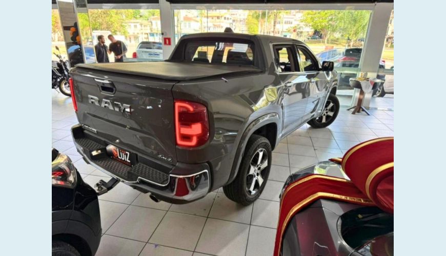DODGE RAM RAMPAGE LARAMIE 2.0 GAS - CINZA - 2025 Foto 4 (Grande)