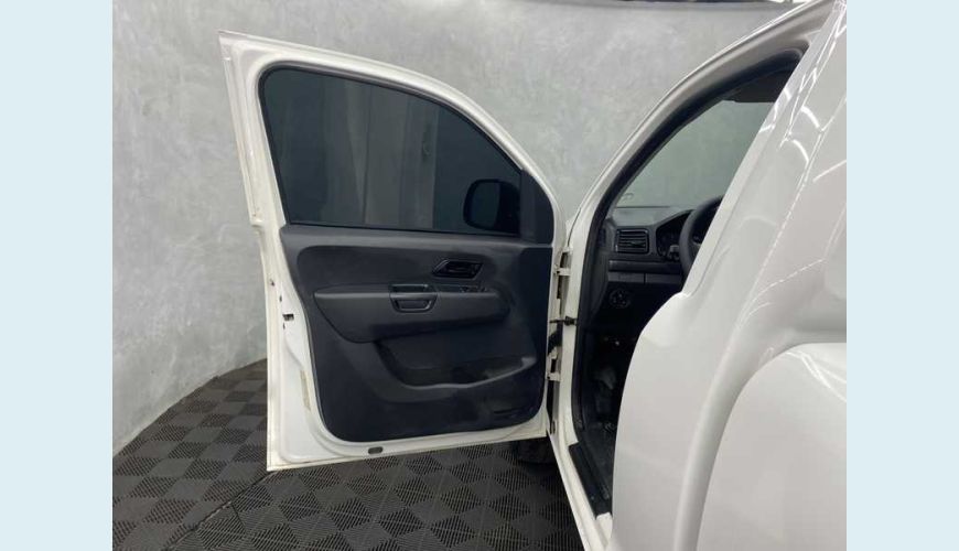 VOLKSWAGEN AMAROK 2.0 S 4X4 TDI CS - BRANCO - 2019 Foto 4 (Grande)