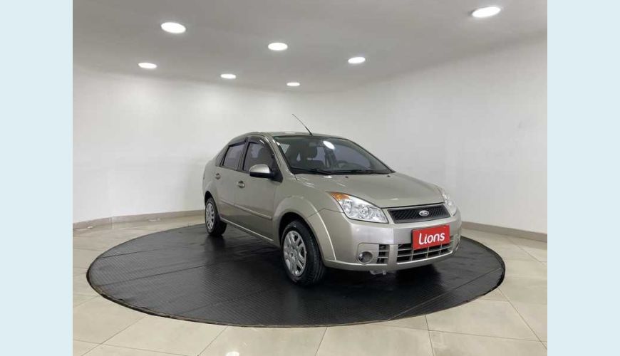 FORD FIESTA SEDAN 1.6 FLEX - PRATA - 2010 Foto 4 (Grande)