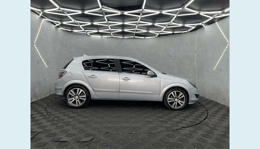 CHEVROLET VECTRA GT -X 2.0 8V FLEX - PRATA - 2011 Foto 4 (Grande)