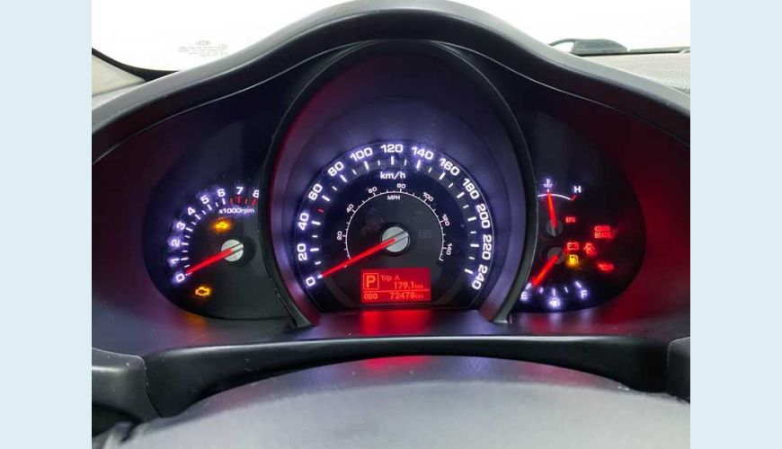 KIA SPORTAGE EX 2.0 4X2 (AUT) (FLEX) P588 - BRANCO - 2013 Foto 4 (Grande)