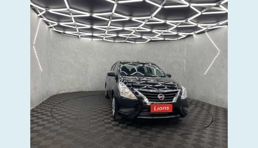 NISSAN VERSA 1.0 12V V-DRIVE (FLEX) - PRETO - 2021 Foto 4 (Grande)