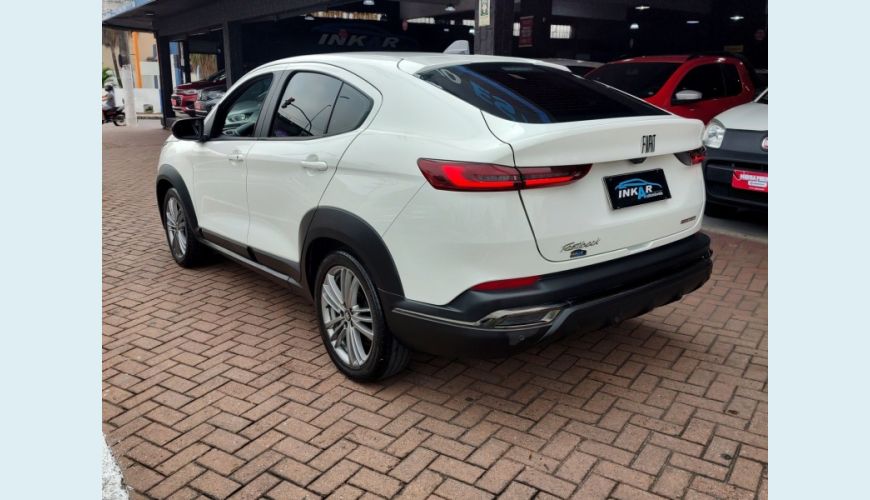 FIAT FASTBACK - BRANCO - 2024 Foto 4 (Grande)