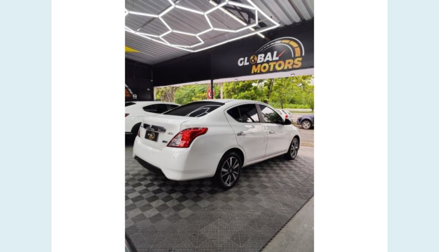 NISSAN VERSA - BRANCO - 2018 Foto 4 (Grande)