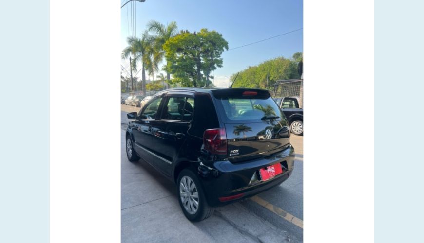VOLKSWAGEN FOX - PRETO - 2014 Foto 4 (Grande)