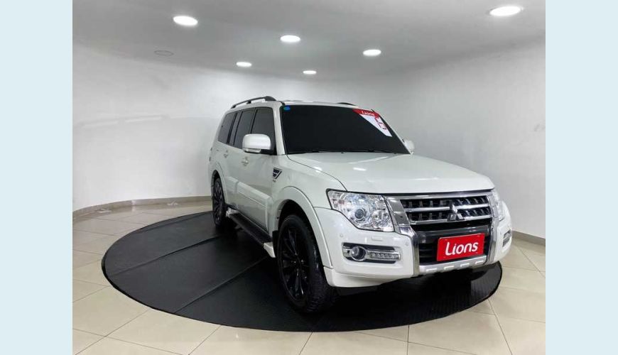 MITSUBISHI PAJERO FULL HPE 3.8 3P - BRANCO - 2015 Foto 4 (Grande)