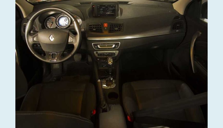 RENAULT FLUENCE 2.0 16V PRIVILEGE X-TRONIC (FLEX) - PRETO - 2017 Foto 4 (Grande)