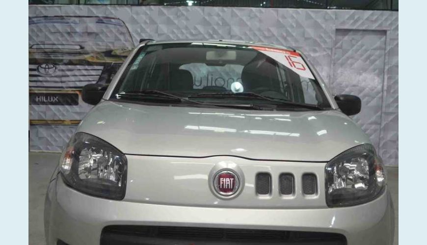 FIAT UNO VIVACE CELEB. 1.0 8V (FLEX) 4P - PRATA - 2016 Foto 4 (Grande)