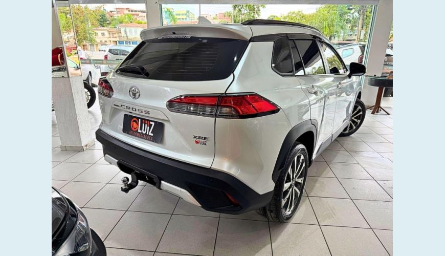 TOYOTA COROLLA CROSS XRE 2.0 16V FLEX AUT - BRANCO - 2023 Foto 4 (Grande)