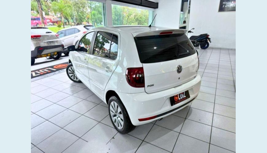 VOLKSWAGEN FOX 1.6 PRIME GII - BRANCO - 2013 Foto 4 (Grande)
