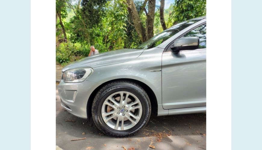 VOLVO XC60 - PRATA - 2014 Foto 4 (Grande)