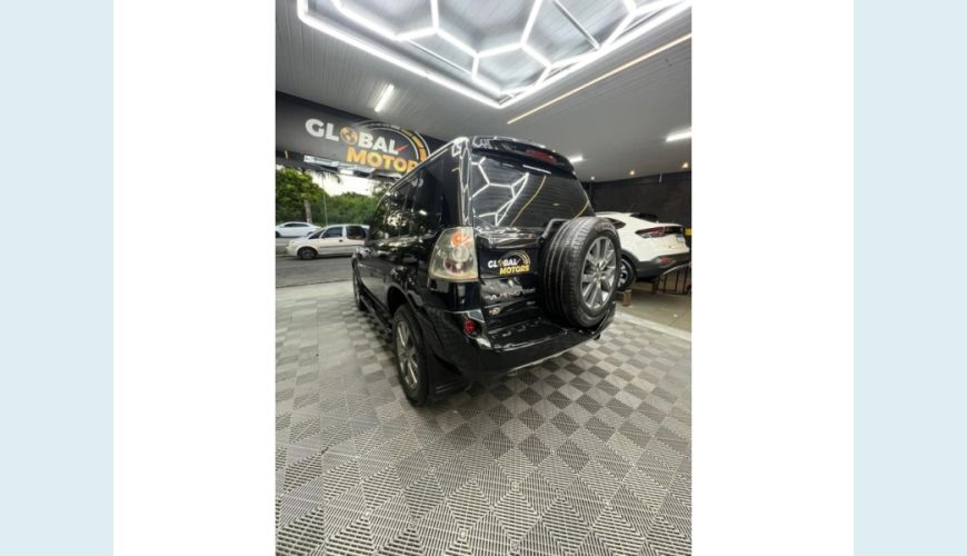 MITSUBISHI PAJERO TR4 FLEX MANUAL 4P - PRETO - 2013 Foto 4 (Grande)