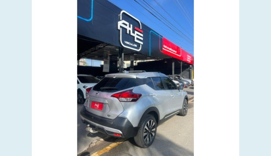 NISSAN KICKS FLEX AUT. 4P - PRATA - 2017 Foto 4 (Grande)
