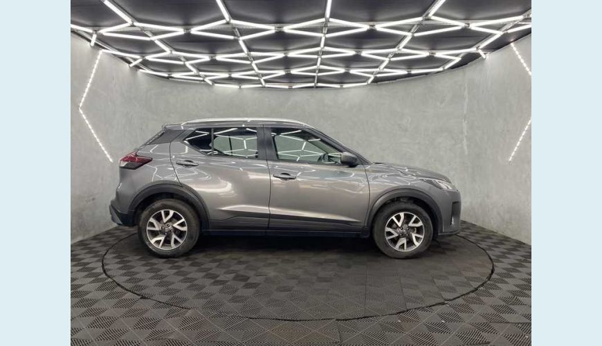 NISSAN KICKS SENSE 1.6 FLEX AUT. 4P - CINZA - 2022 Foto 4 (Grande)